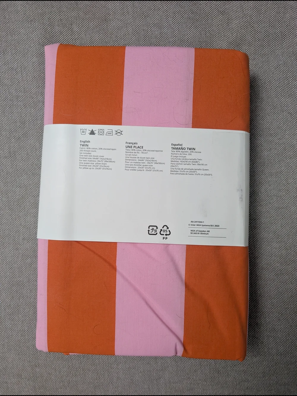 IKEA vertical stripes